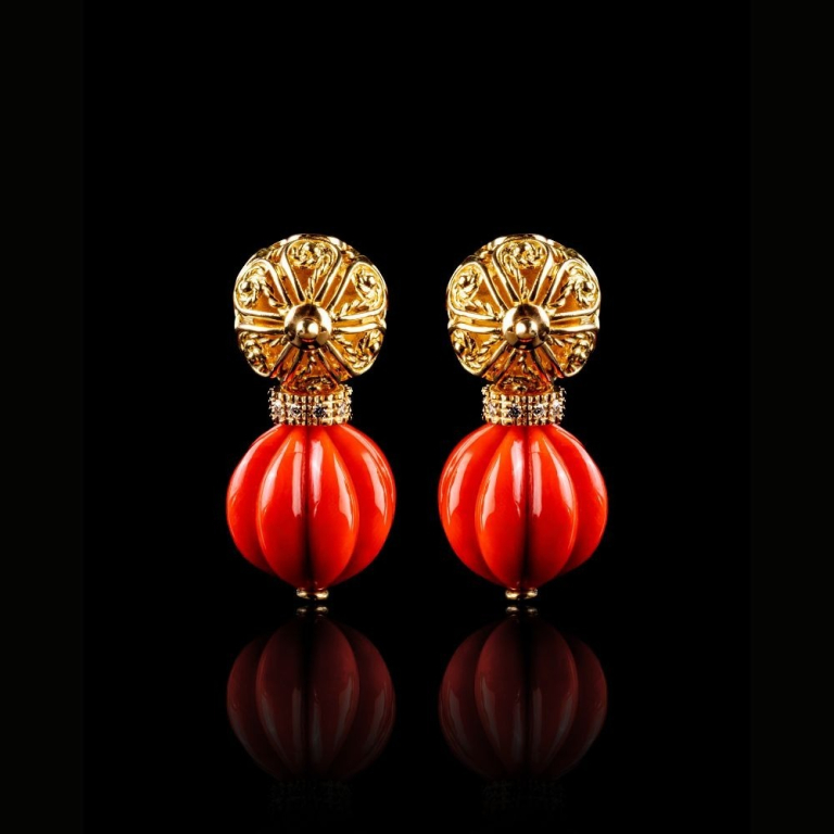 Scilla, Hard stone and diamond earrings